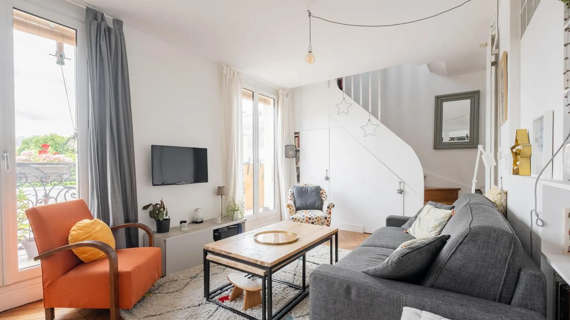 Veeve - Parisian Vistas Apartment 0*, Paris